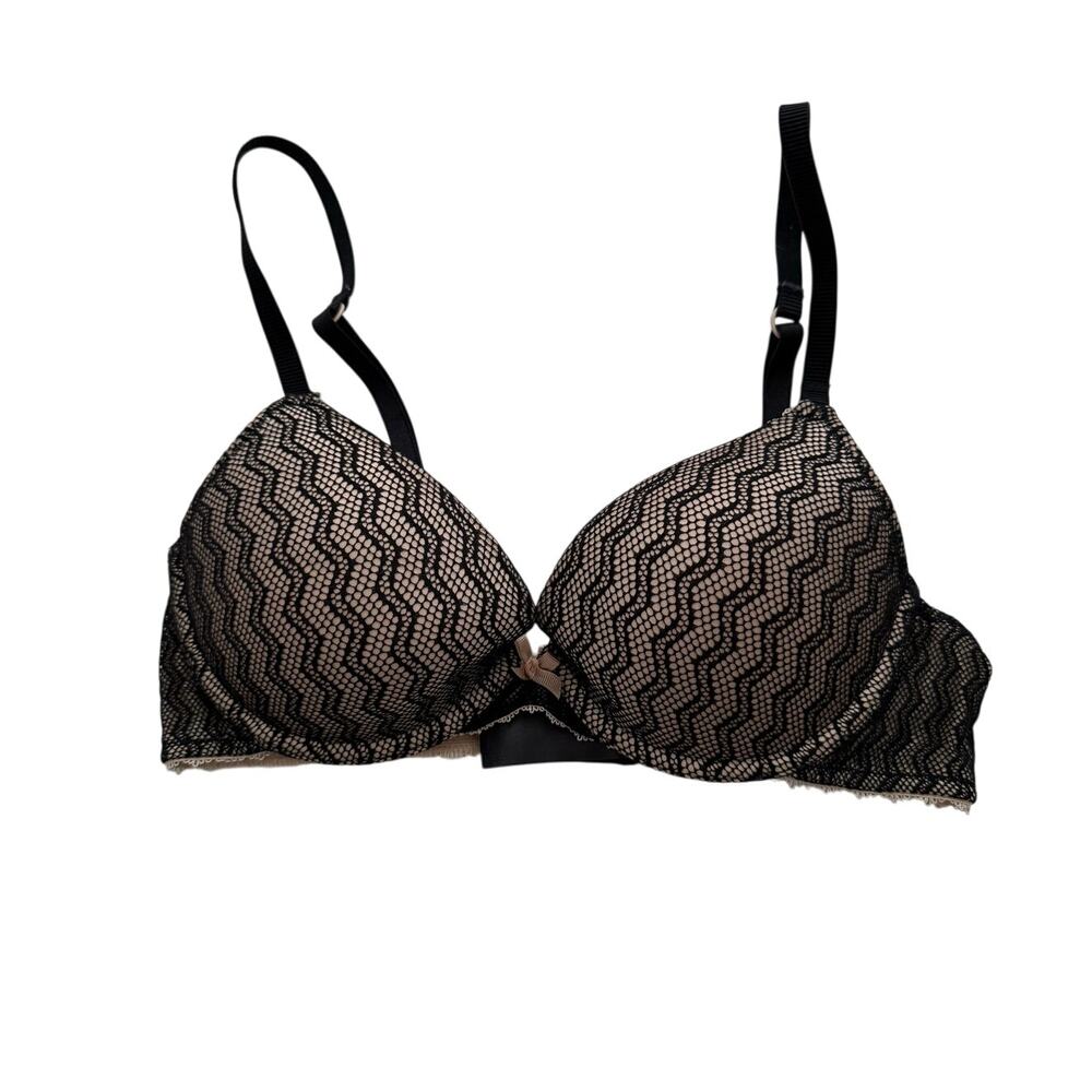 Black Lace Push-Up Bra with Nude Lining 34B
